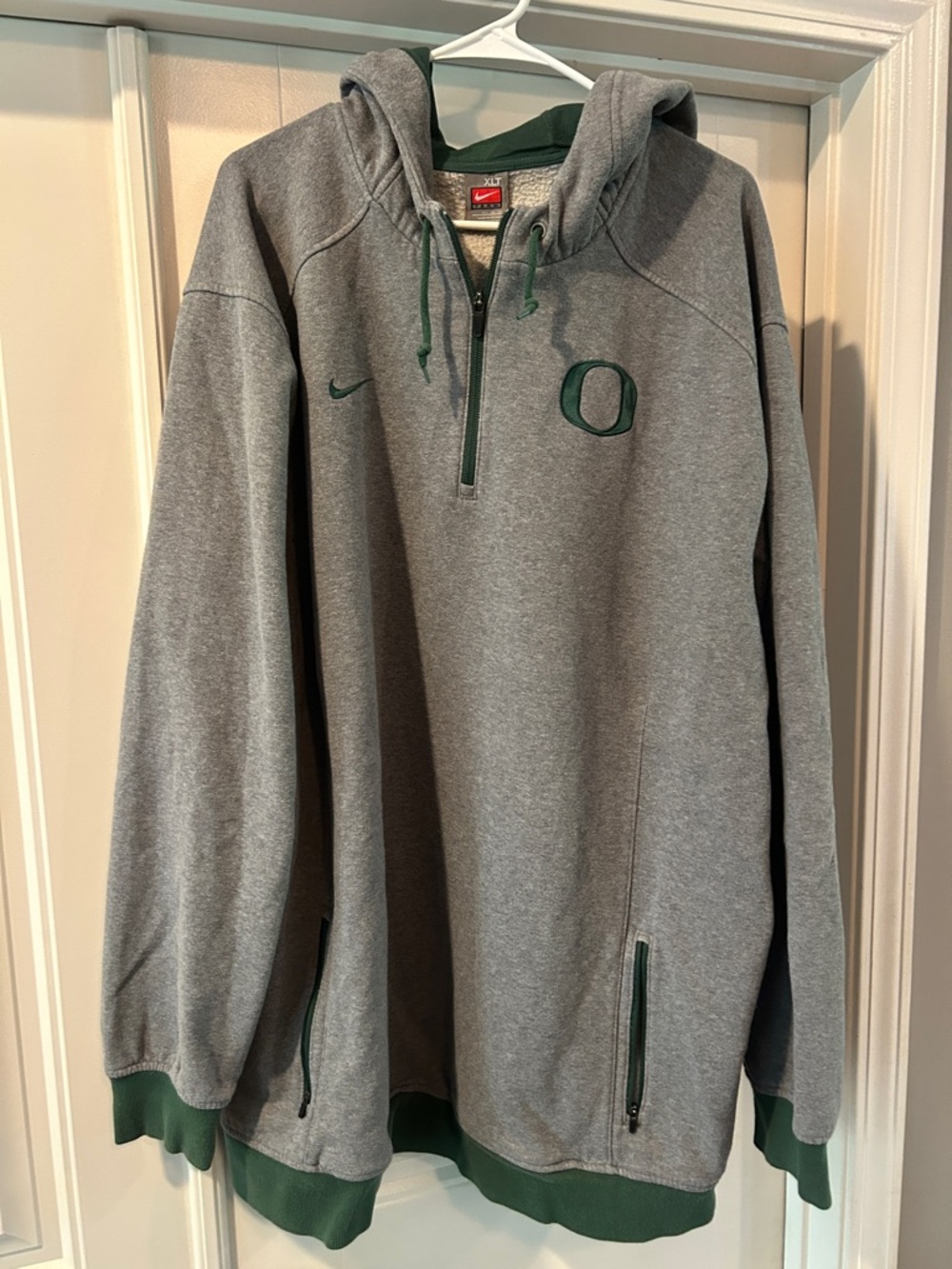 Mens Nike Gray Hoodie with Green Oregon 'O' Logo Size XLT